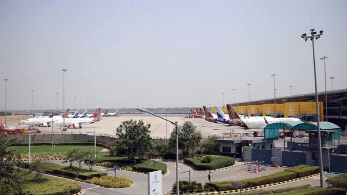 Man enters Delhi airport runway in major security breach; CISF personnel suspended Man enters Delhi airport runway in major security breach; CISF personnel suspended