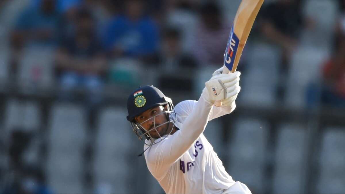 Mayank Agarwal suffers major health scare, rushed to ICU in Agartala - Reports Mayank Agarwal suffers major health scare, rushed to ICU in Agartala - Reports