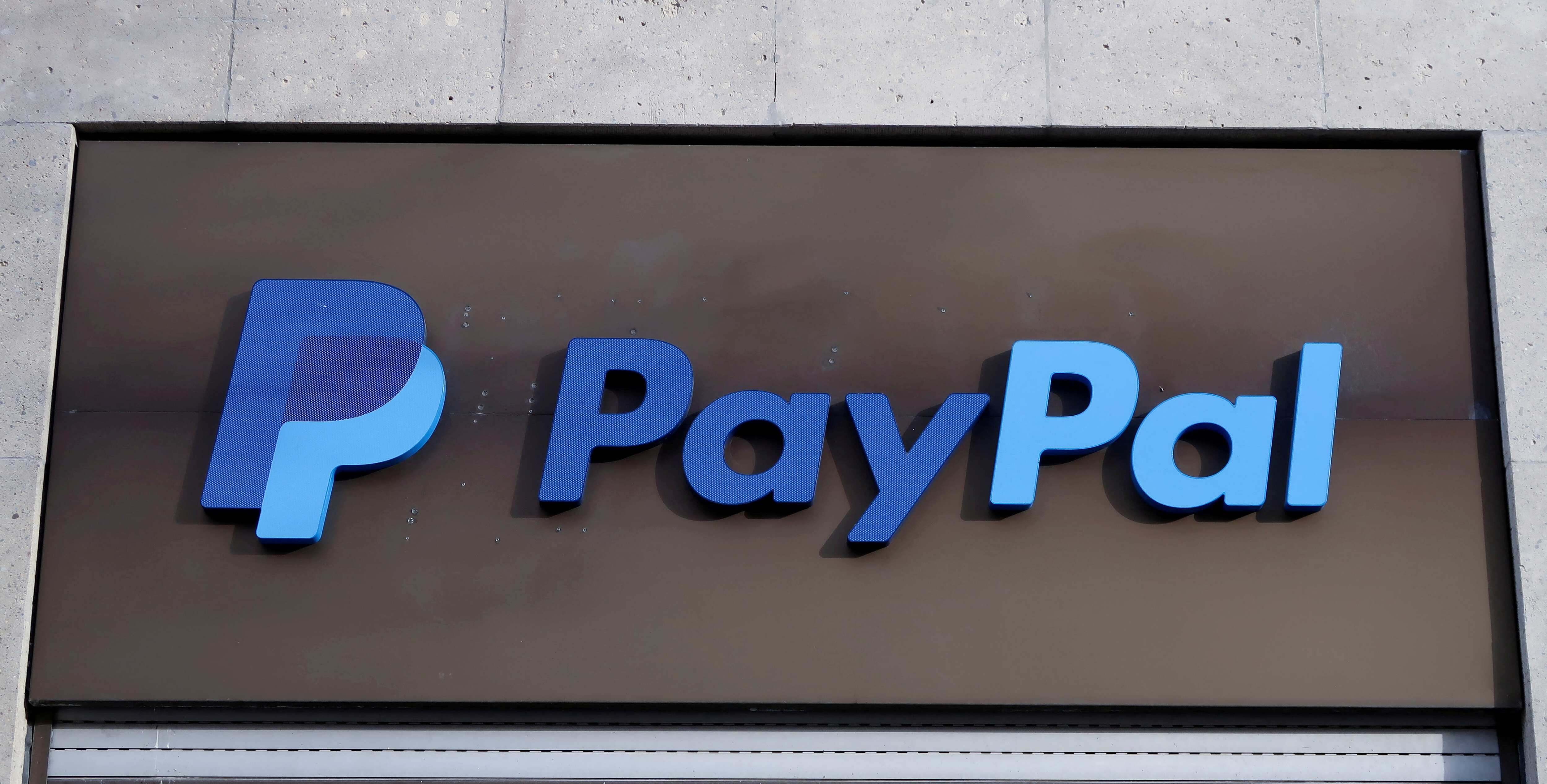 PayPal to cut 2,500 jobs in order to “right-size” the company PayPal to cut 2,500 jobs in order to “right-size” the company