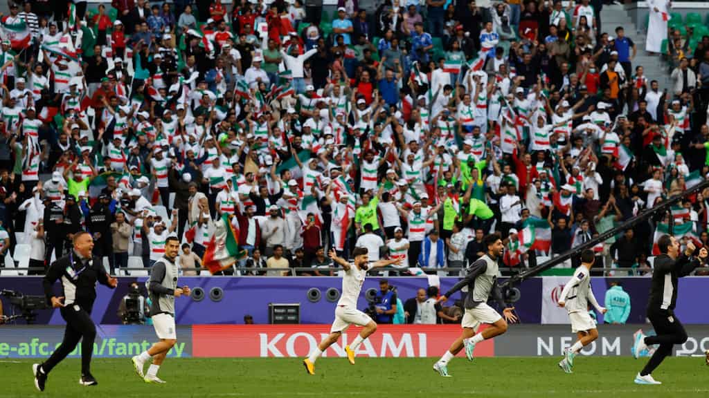 Iran shocks Japan with 96th-minute winner to reach Asian Cup semis