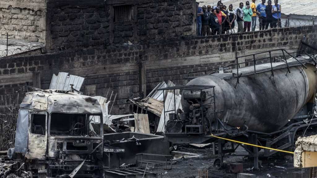 Kenyan president criticises 'incompetence', 'corruption' after deadly blast