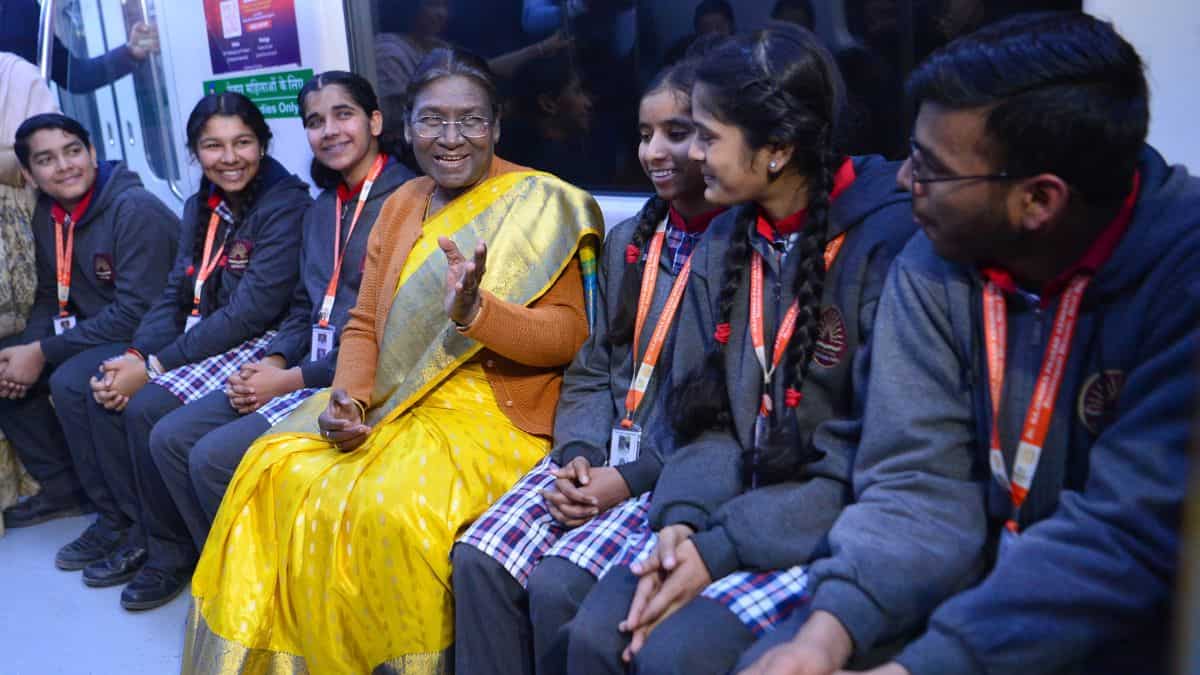 Watch: Indian President Murmu travels via Delhi Metro, engages with school children Watch: Indian President Murmu travels via Delhi Metro, engages with school children