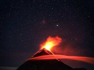 Volcanic lightning during eruptions may have sparked life on Earth, new study suggests