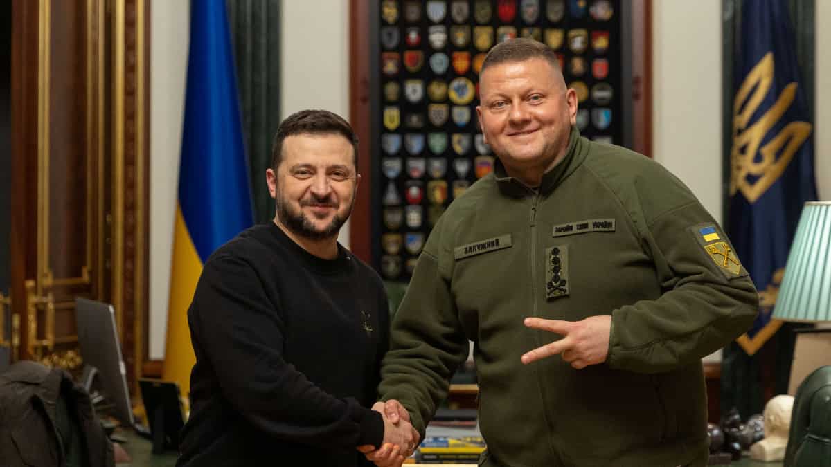 Zelensky dismisses Ukraine's army chief Zaluzhny, replaces with ground forces commander Syrsky Zelensky dismisses Ukraine's army chief Zaluzhny, replaces with ground forces commander Syrsky