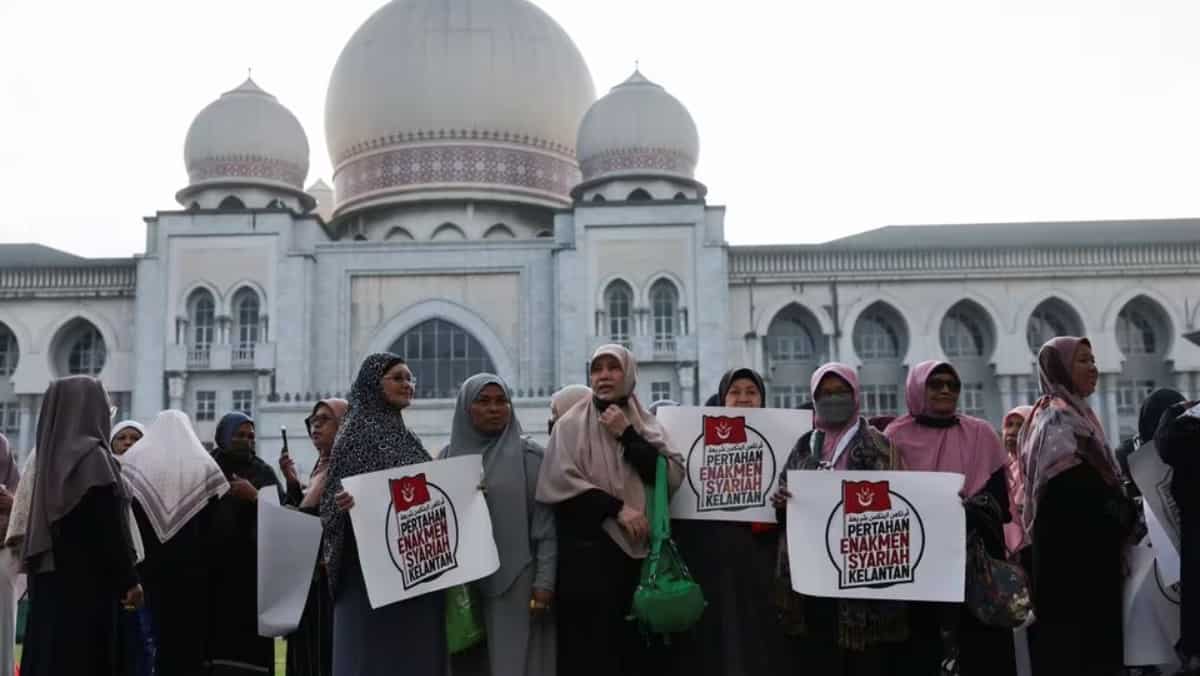 Malaysia's top court strikes out some Islamic laws in landmark case