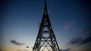 Radio station forced to go off air in US after thieves steal 200ft transmission tower