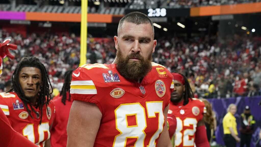 After Taylor Swift, Travis Kelce donates $100,000 for victims of Super Bowl victory parade