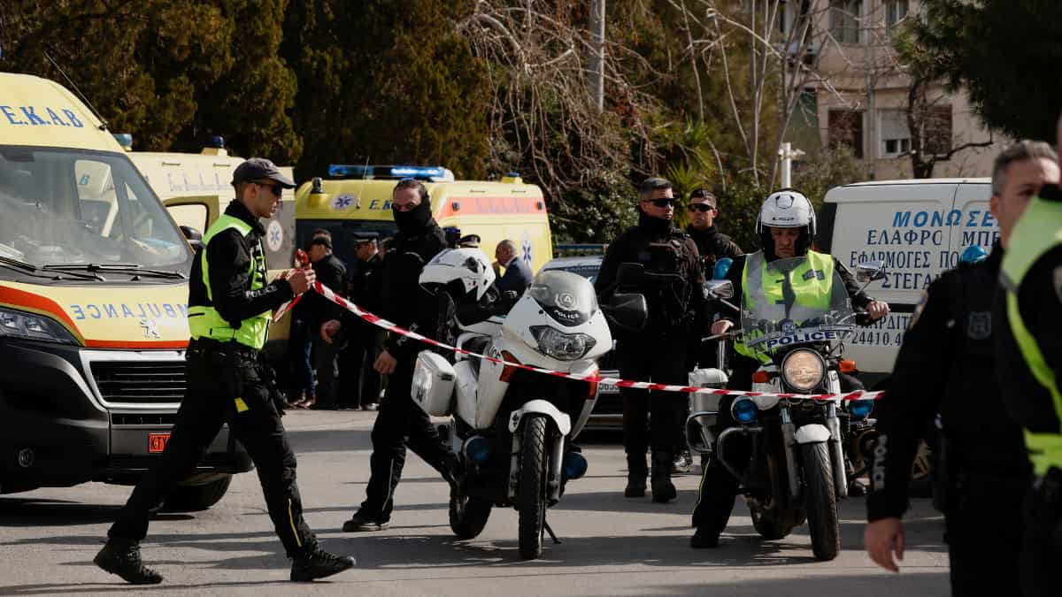 Greece: Gunman kills three, himself at shipping company in rare shooting incident Greece: Gunman kills three, himself at shipping company in rare shooting incident