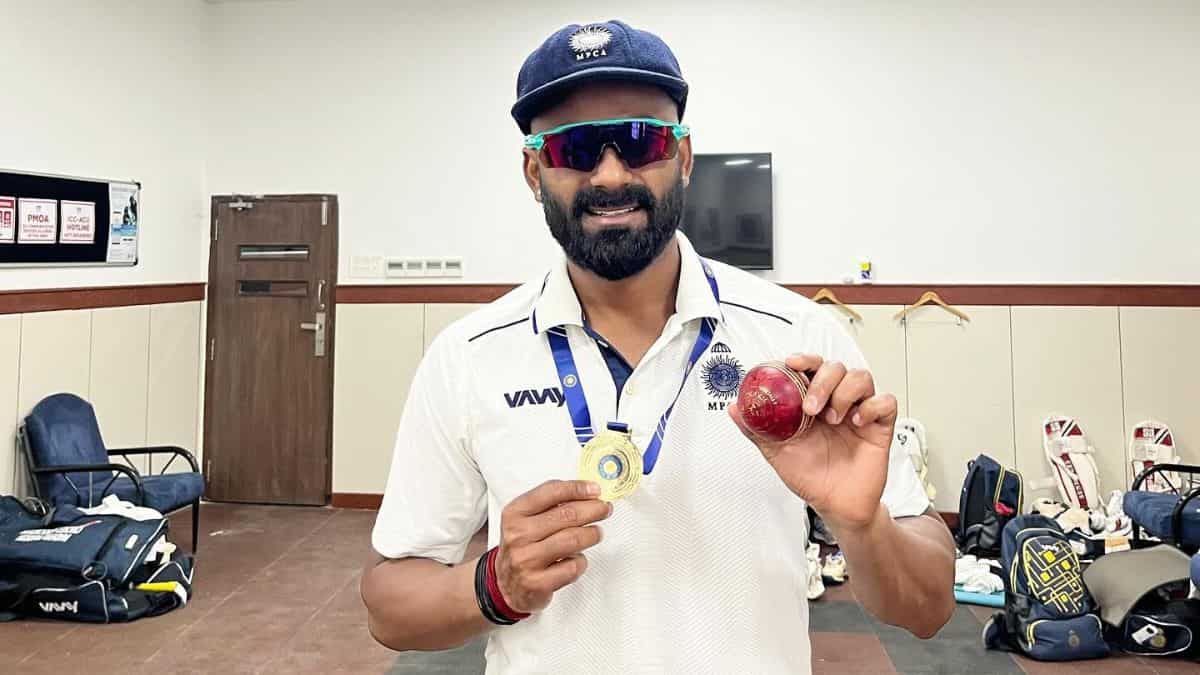 India’s Kulwant Khejroliya takes four wickets in four balls during first-class cricket - WATCH India’s Kulwant Khejroliya takes four wickets in four balls during first-class cricket - WATCH