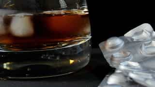 Experts warn against potential health risks of drinking while on medication