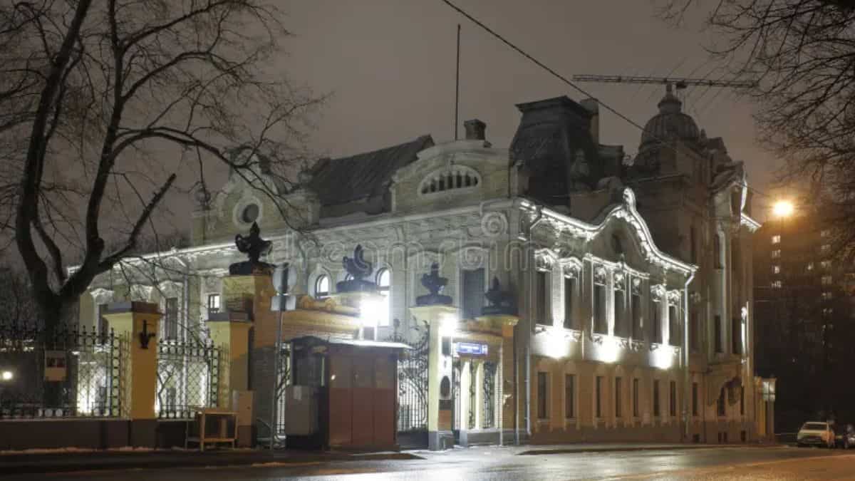 Espionage case: Indian embassy staff in Moscow fell prey to Pakistan ISI honey trap