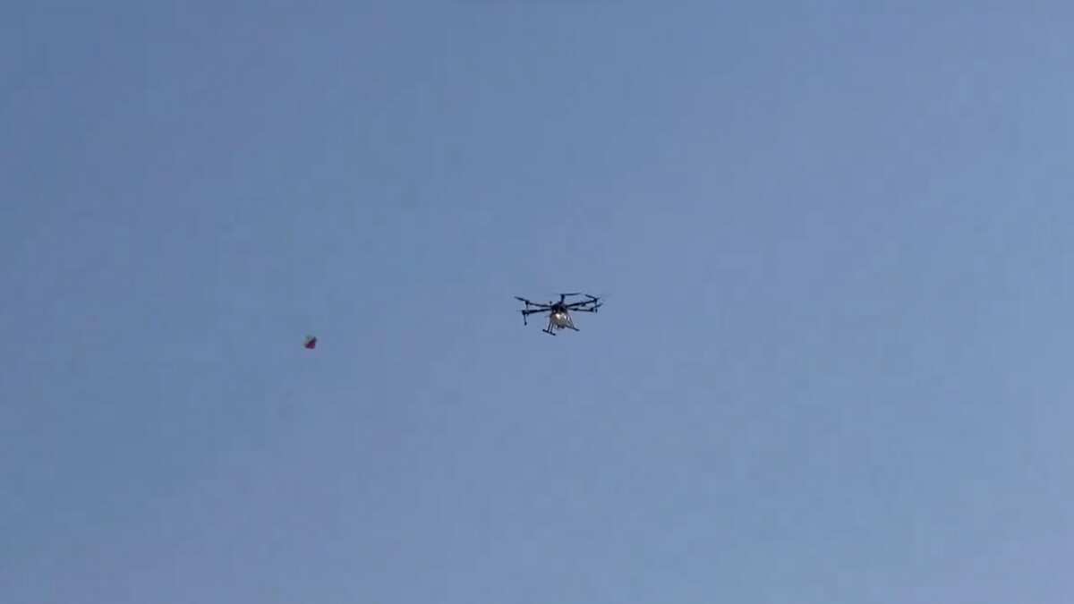 Indian farmers use kites to counter tear gas drones