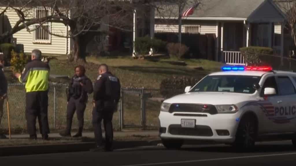 US: Three cops shot while trying to make animal cruelty arrest in Washington DC
