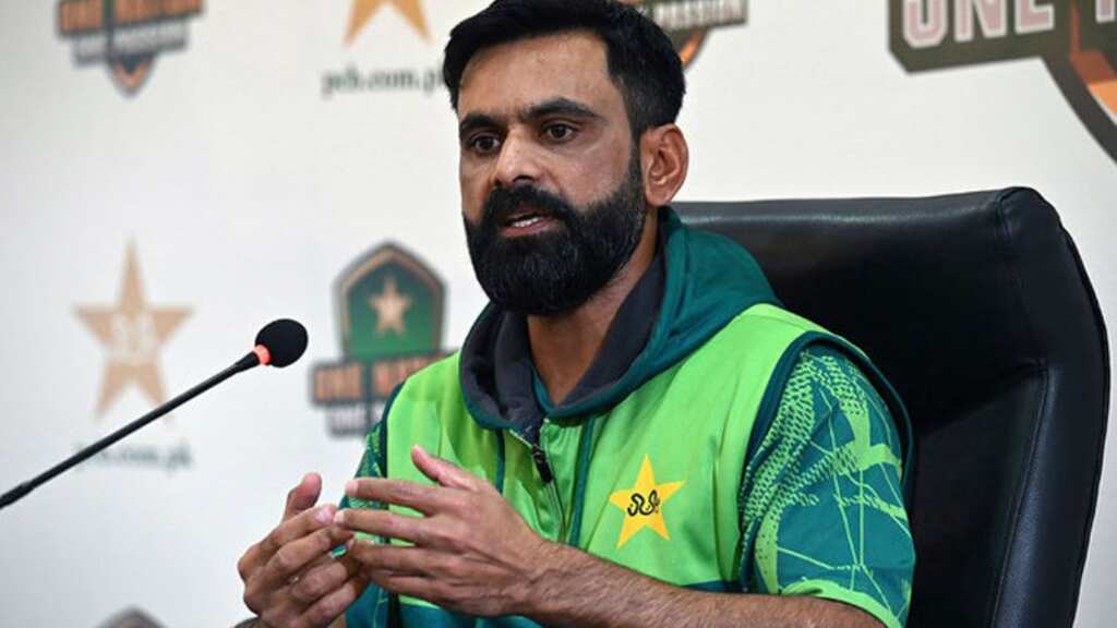 Mohammad Hafeez out as Pakistan national cricket team director days after general elections