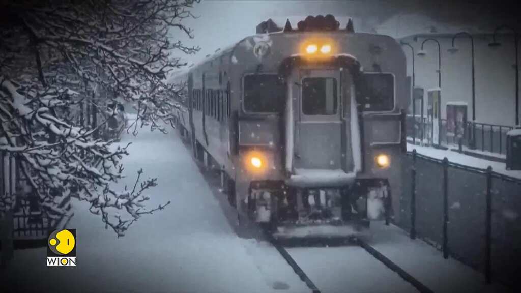 US receives heavy rain & snow as winter storm hits Northeast