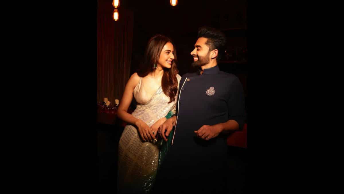 Rakul Preet Singh and Jackky Bhagnani kick off pre-wedding celebrations in style Rakul Preet Singh and Jackky Bhagnani kick off pre-wedding celebrations in style