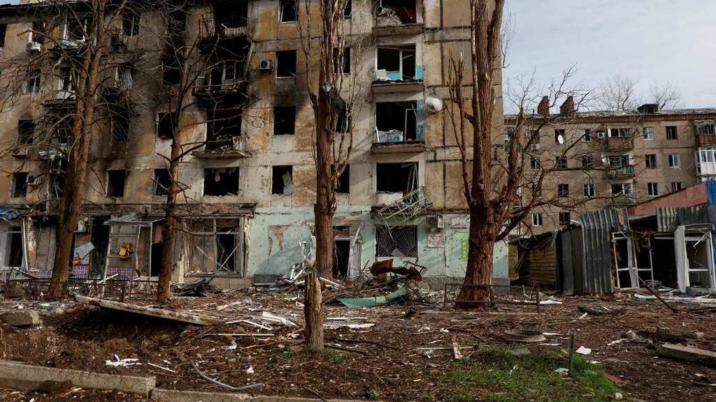Ukraine says reinforcing troops in embattled eastern town of Avdiivka as Russia steps up attacks