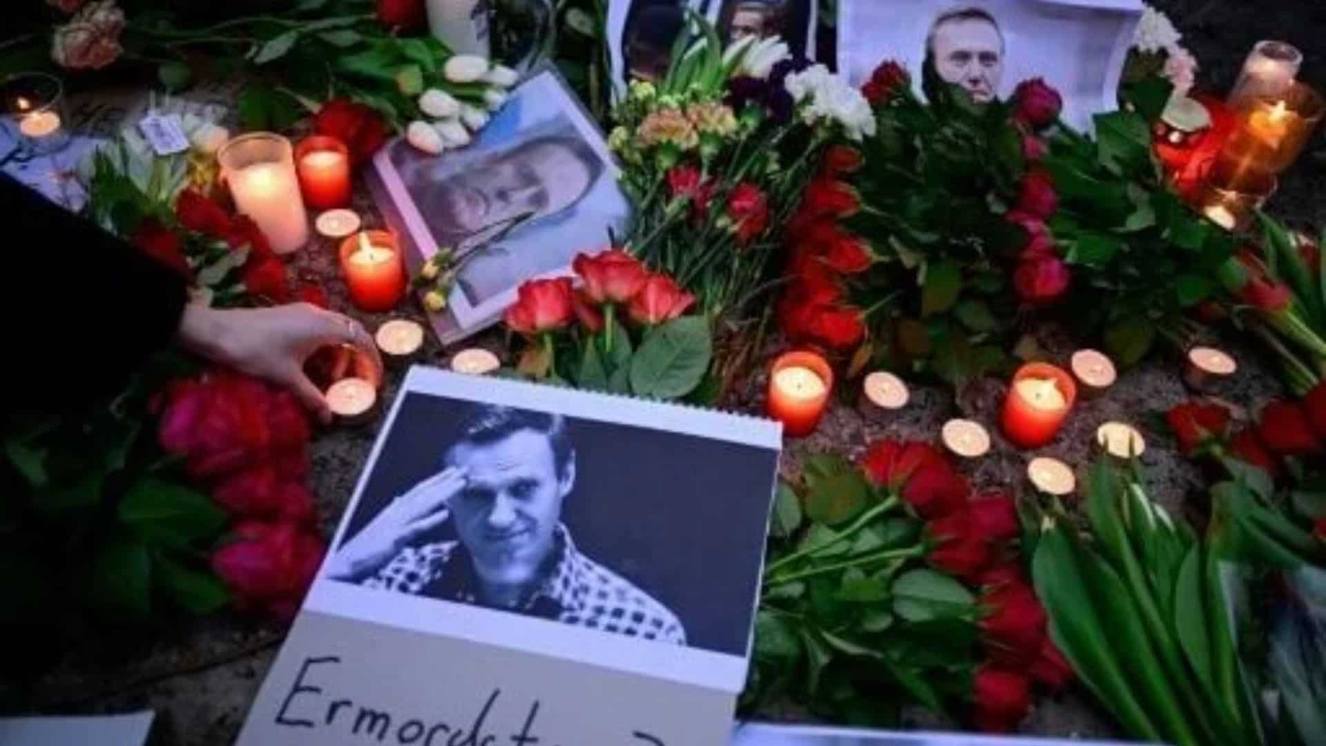 Alexei Navalny death: Over 170 supporters arrested in support rallies across Russia Alexei Navalny death: Over 170 supporters arrested in support rallies across Russia