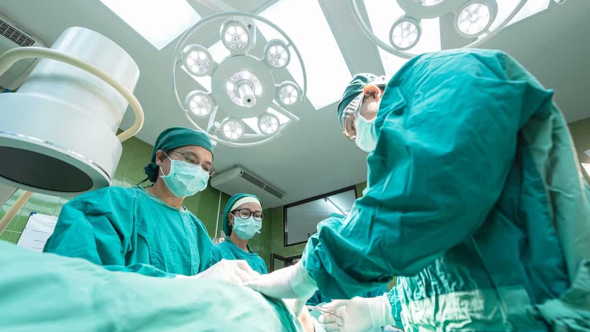Man in Australia jams batteries into his penis for 'sexual gratification', leaves doctors baffled Man in Australia jams batteries into his penis for 'sexual gratification', leaves doctors baffled