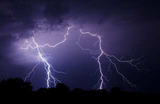 Drenching your head with rainwater during lightning storm increases survival chances by 90%: Study