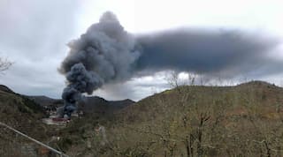 Major fire at French recycling plant engulfs 900 tonnes of lithium batteries