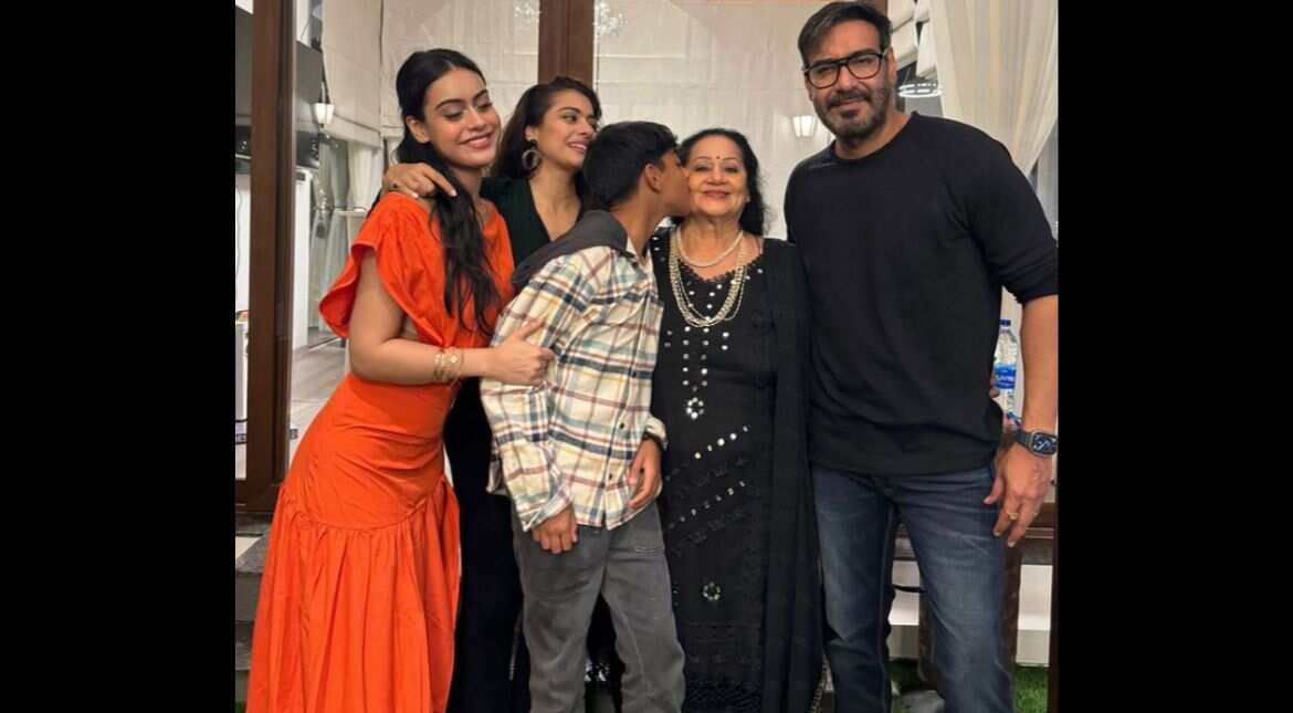 Perfect family: Ajay Devgn wishes mother Veena happy birthday with this sweet fam pic Perfect family: Ajay Devgn wishes mother Veena happy birthday with this sweet fam pic