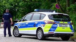 German police arrest eight far-right members of paramilitary group