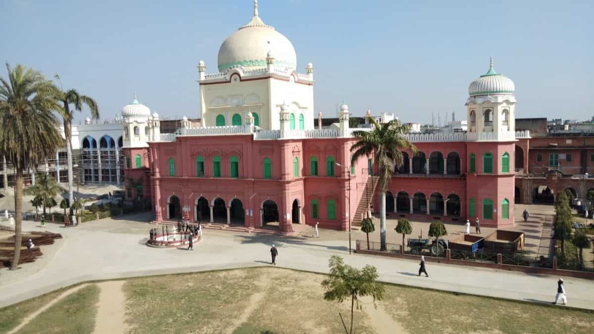 Child rights body in India calls for FIR against Deoband's Darul Uloom Over 'Ghazwa-e-Hind' fatwa Child rights body in India calls for FIR against Deoband's Darul Uloom Over 'Ghazwa-e-Hind' fatwa