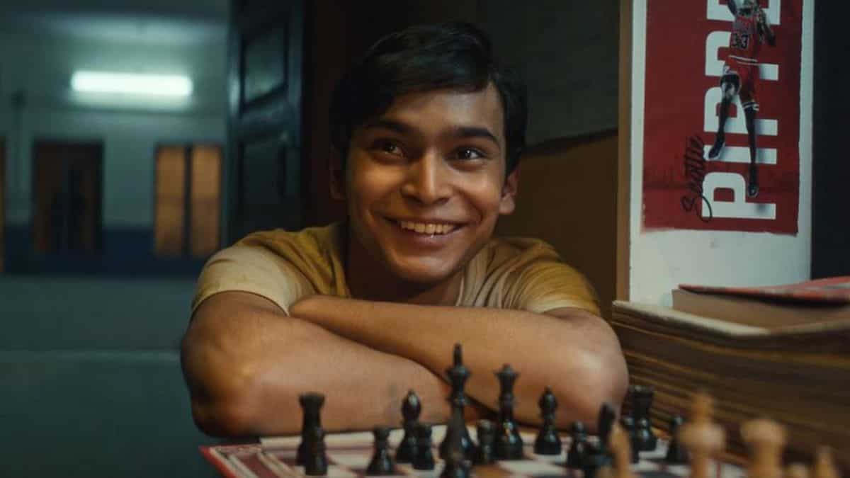 All India Rank review: Varun Grover narrates a familiar story wrapped in 90s nostalgia All India Rank review: Varun Grover narrates a familiar story wrapped in 90s nostalgia