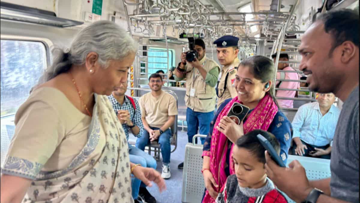 In pics: FM Nirmala Sitharaman surprises Mumbai local train commuters, shares selfies In pics: FM Nirmala Sitharaman surprises Mumbai local train commuters, shares selfies