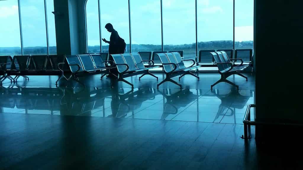 Sri Lanka scraps long-term visa for Russians, Ukrainians