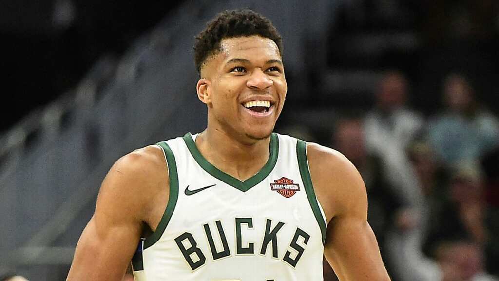 Basketball: Giannis' 30-point show powers Milwaukee Bucks in NBA blowout over Sixers