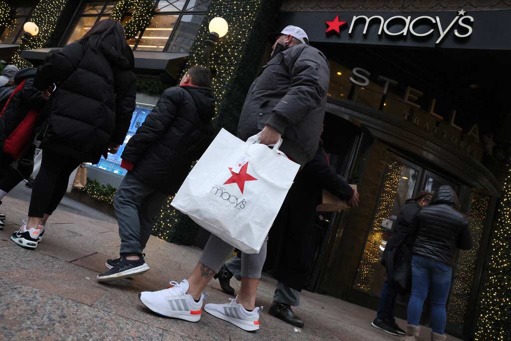 Macy's mulls closure of San Francisco Flagship in turnaround bid