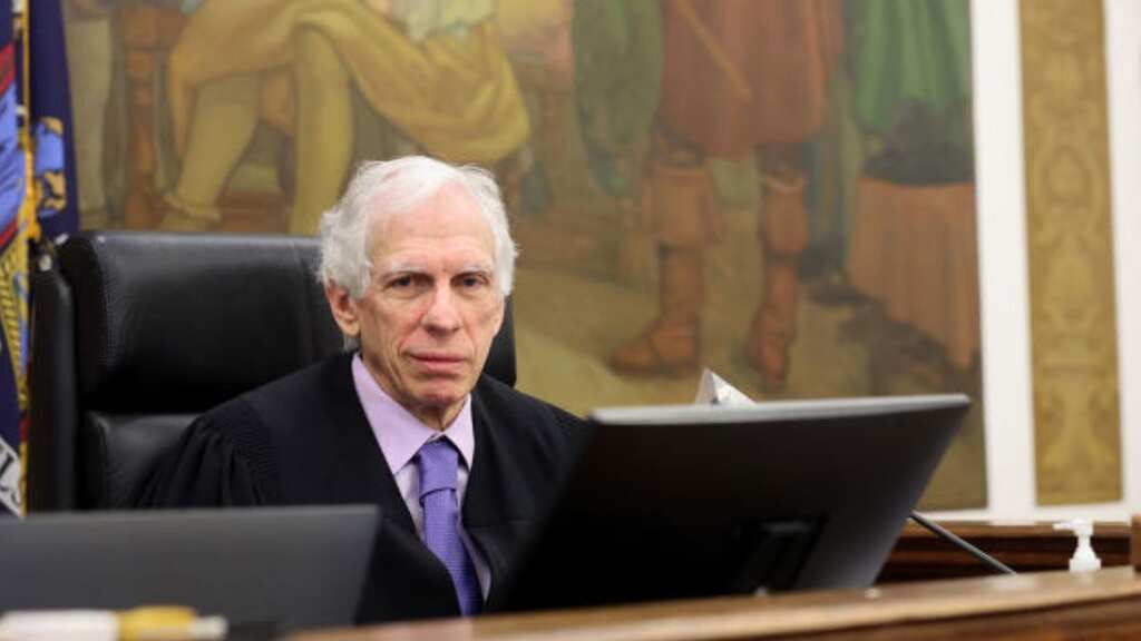 Judge overseeing Trump fraud trial receives envelope with suspicious white powder: Sources