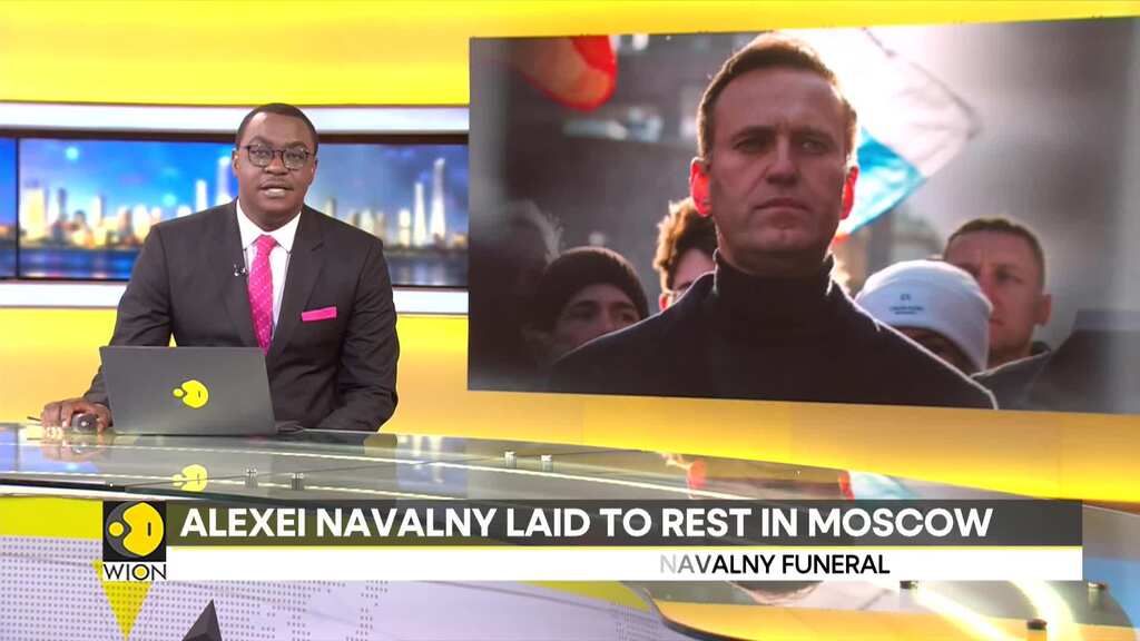 Hundreds bid farewell to Alexei Navalny at his funeral in Moscow