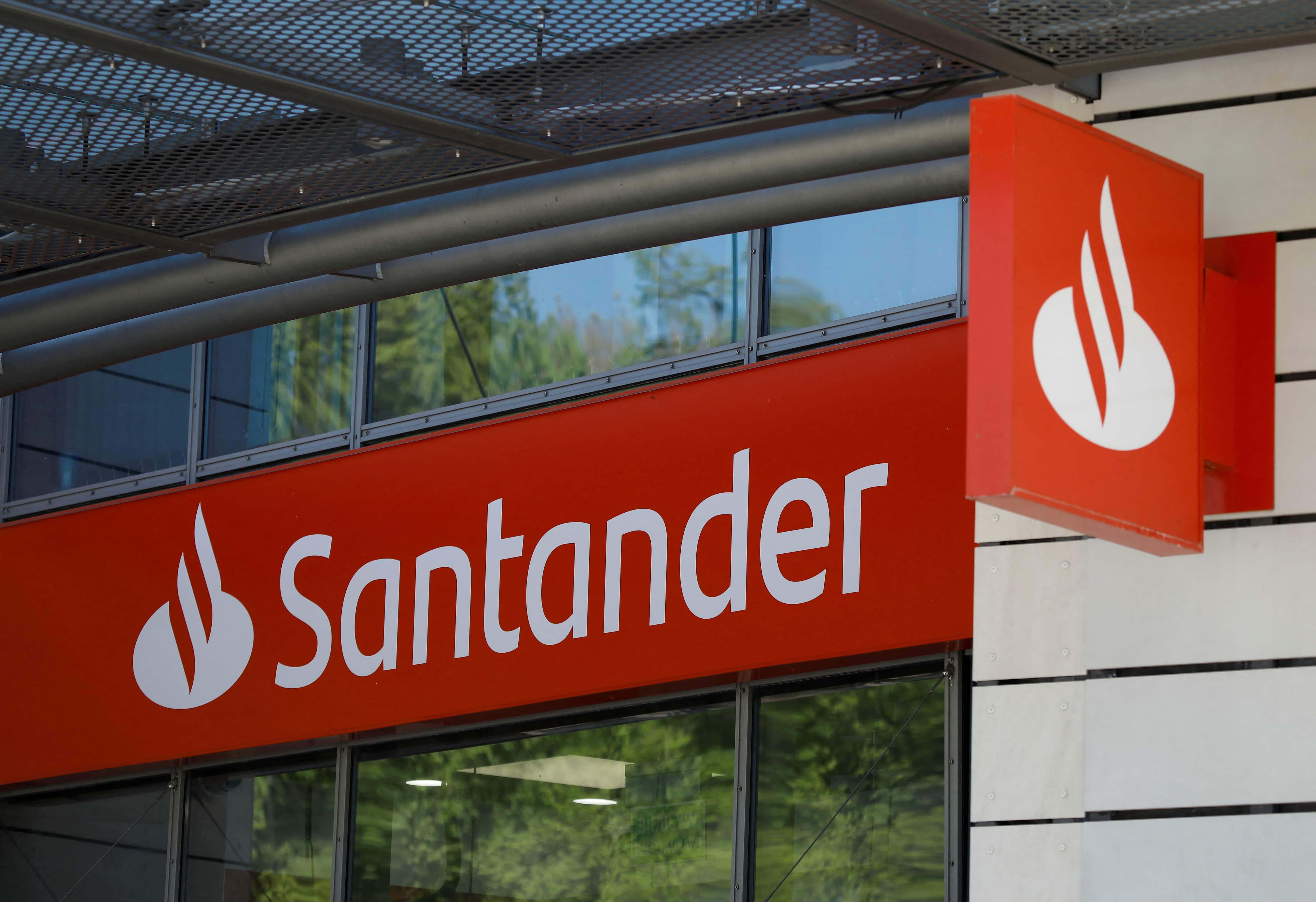 Banco Santander announces job cuts in US amid digitalisation drive Banco Santander announces job cuts in US amid digitalisation drive
