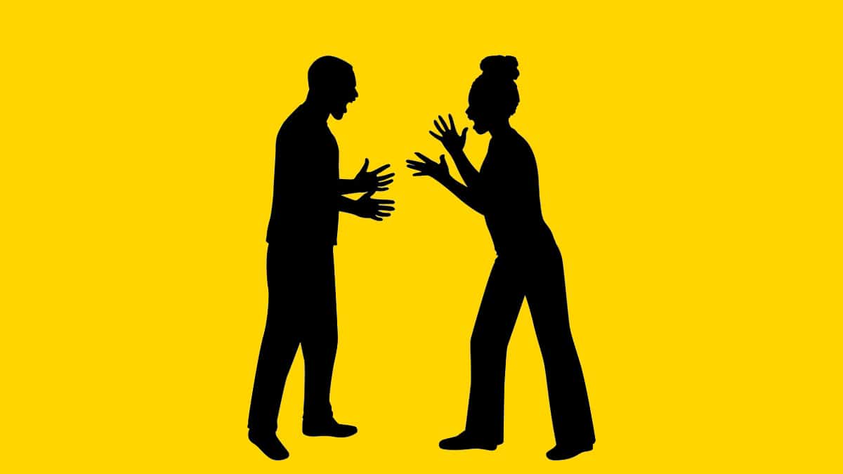 Woman stabs sleeping husband for not getting wedding anniversary gift Woman stabs sleeping husband for not getting wedding anniversary gift