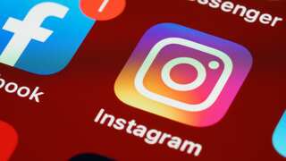 Selfie and Instagram photos: Why do you dislike your own photos?
