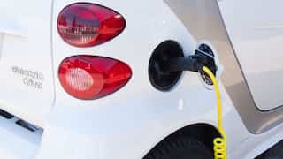 EVs may have higher particulate emissions from tires, but less exhaust particulates than petrol, diesel cars