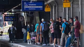 Rail and air workers in Germany stage new round of strikes