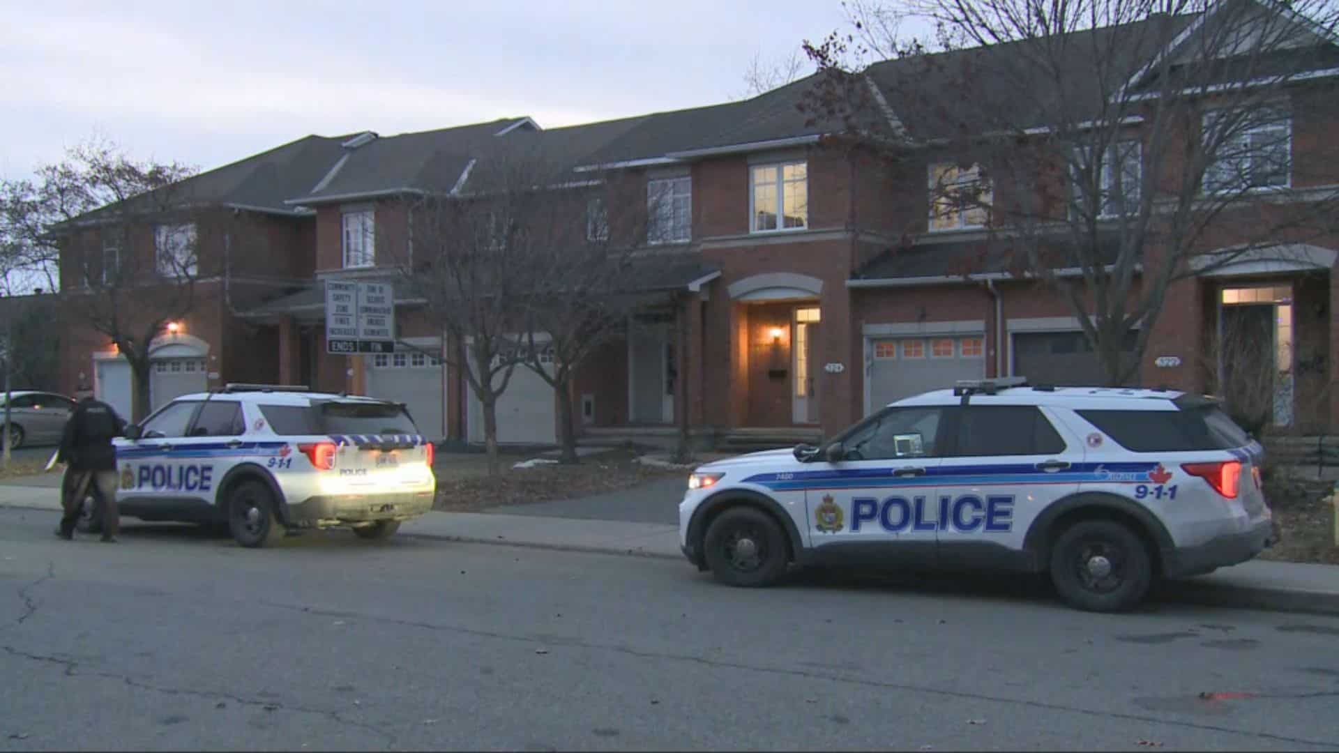Six Sri Lankans found dead inside two-storey house in Canada's Ottawa Six Sri Lankans found dead inside two-storey house in Canada's Ottawa