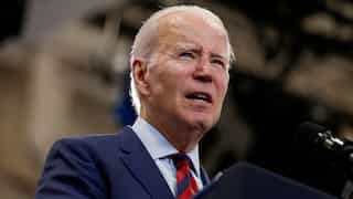 US airlines urge Biden administration to halt more flights to China