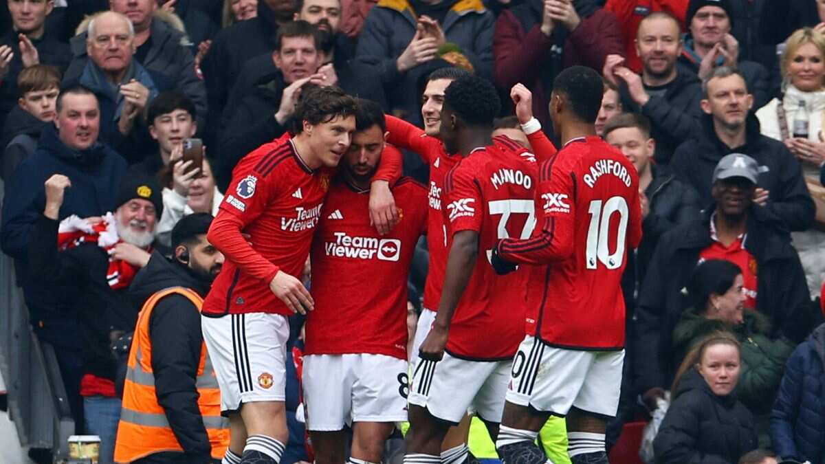 PL: Manchester United returns to winning ways with home victory over Everton PL: Manchester United returns to winning ways with home victory over Everton
