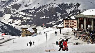 Switzerland: Five out of six missing cross-country skiers found dead, search on for last person