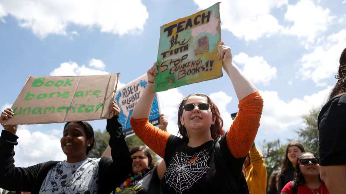 Florida's 'don't say gay' settlement: Teachers, students free to discuss LGBTQ+ issues openly Florida's 'don't say gay' settlement: Teachers, students free to discuss LGBTQ+ issues openly