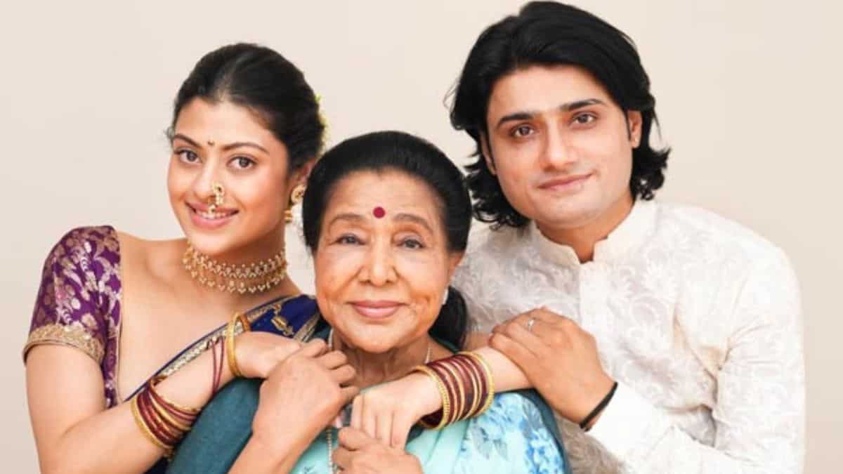 Asha Bhosle's granddaughter Zanai to make acting debut with The Pride of Bharat-Chhatrapati Shivaji Maharaj Asha Bhosle's granddaughter Zanai to make acting debut with The Pride of Bharat-Chhatrapati Shivaji Maharaj