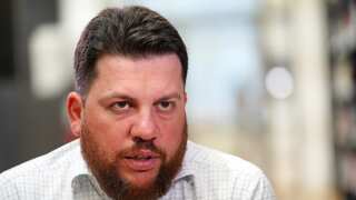 Alexei Navalny's ally Leonid Volkov attacked with hammer in Lithuanian capital