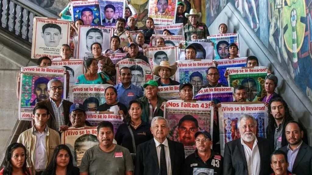 Mexico: Two detectives found after mysterious disappearance during search for missing students