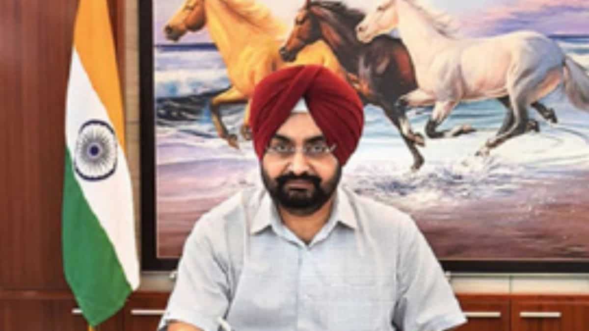 Meet Sukhbir Singh Sandhu, India's new election commissioner Meet Sukhbir Singh Sandhu, India's new election commissioner