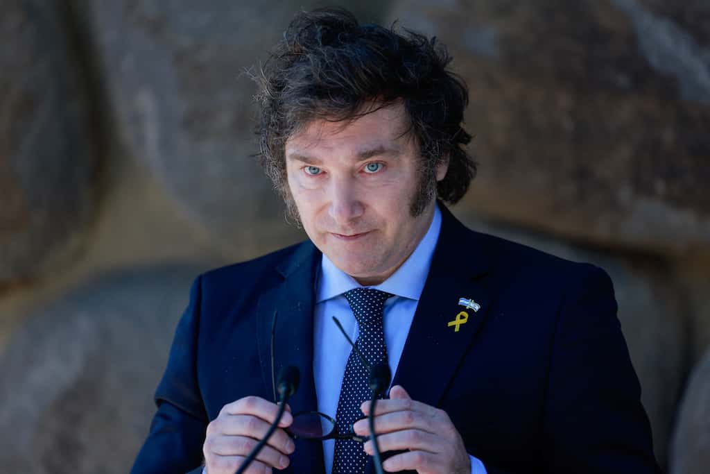 Argentina celebrates its first quarterly budget surplus, President Milei promises continued fiscal discipline